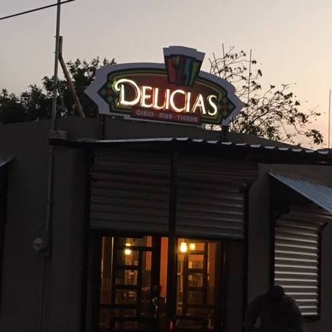 Delicias Cielo,Mar & Tierra