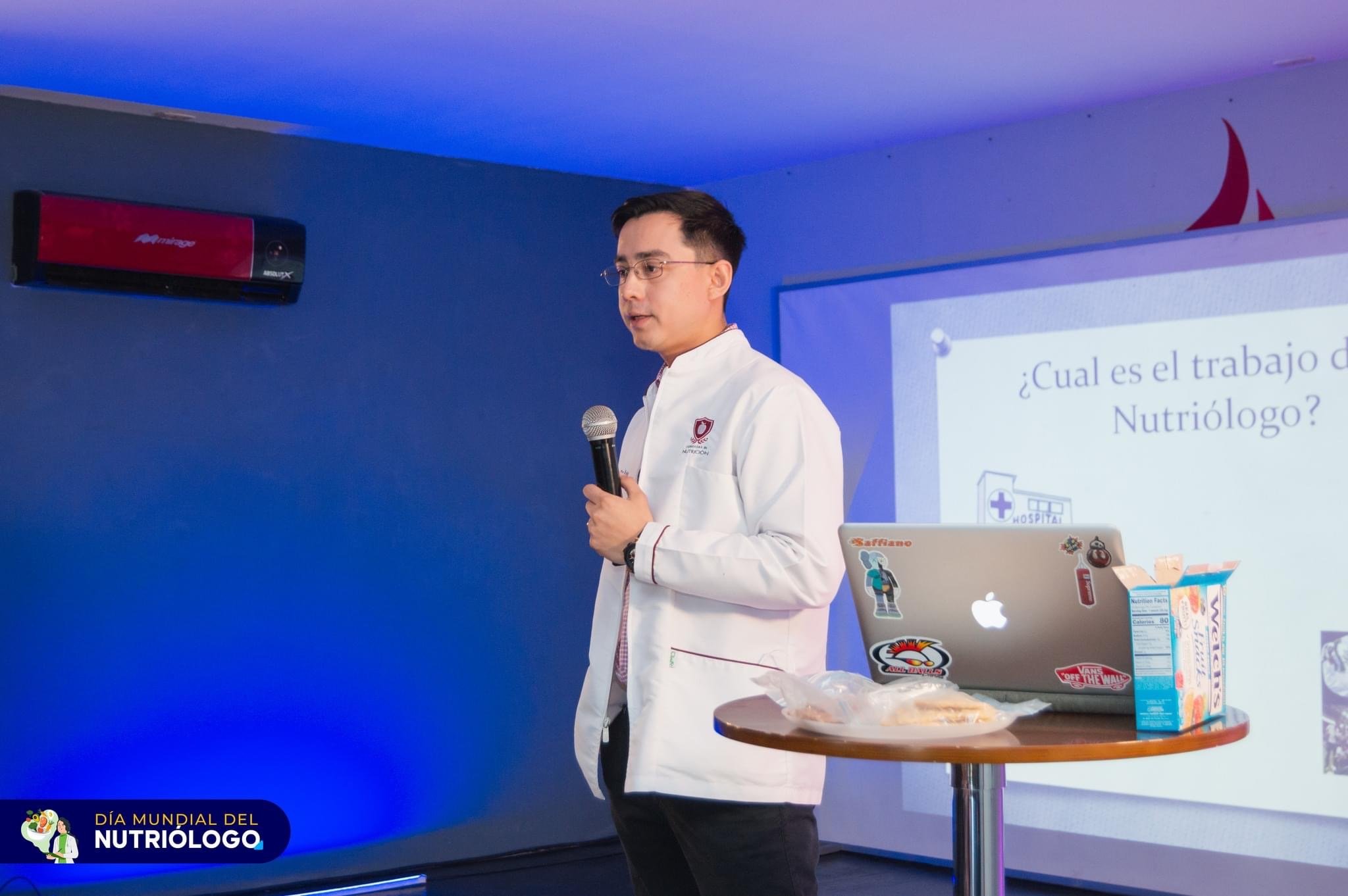 Nutriólogo Daniel De La Garza